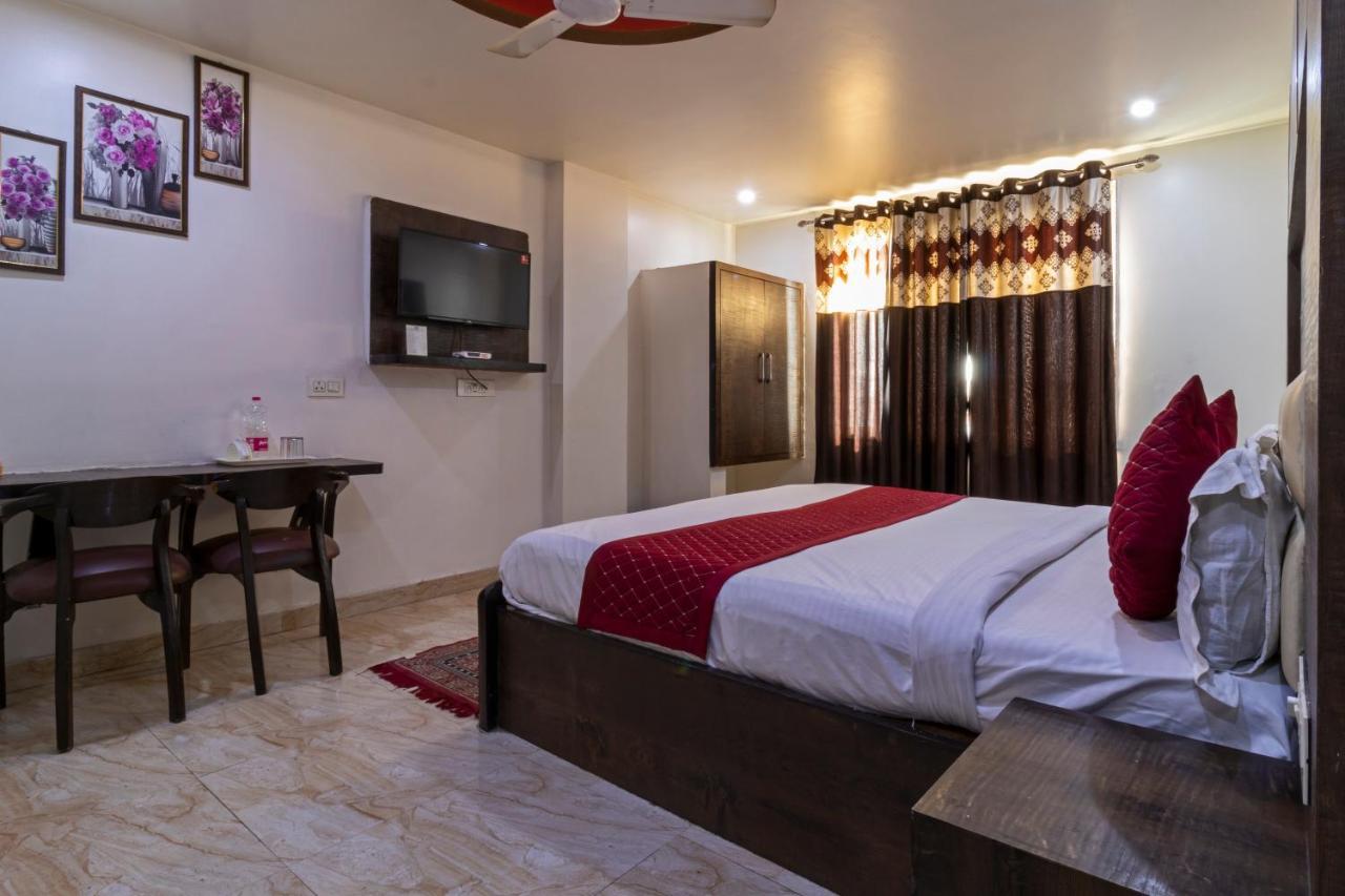 Hotel The Amour Dx Near Igi Airport Delhi 뉴델리 외부 사진