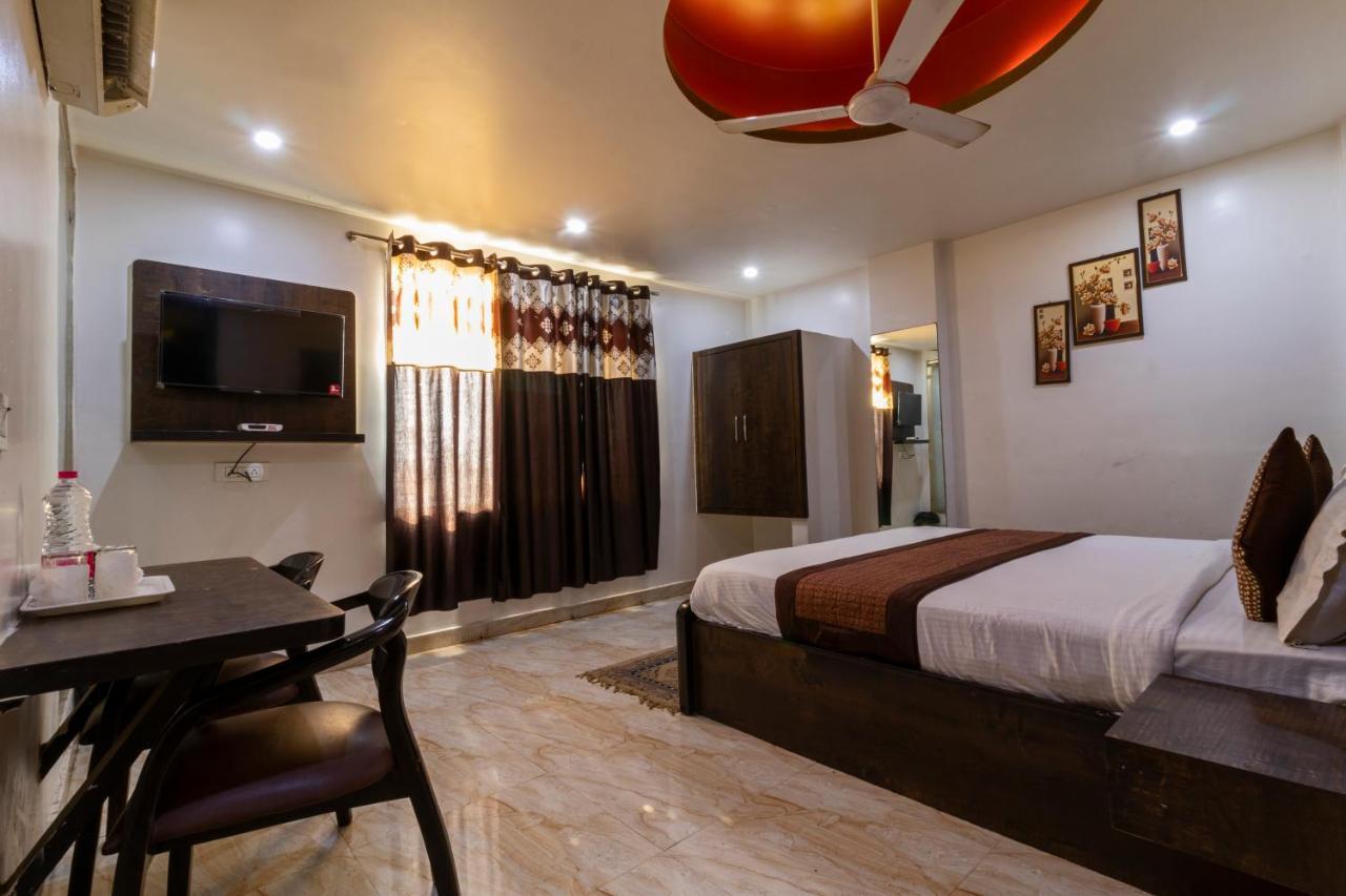 Hotel The Amour Dx Near Igi Airport Delhi 뉴델리 외부 사진