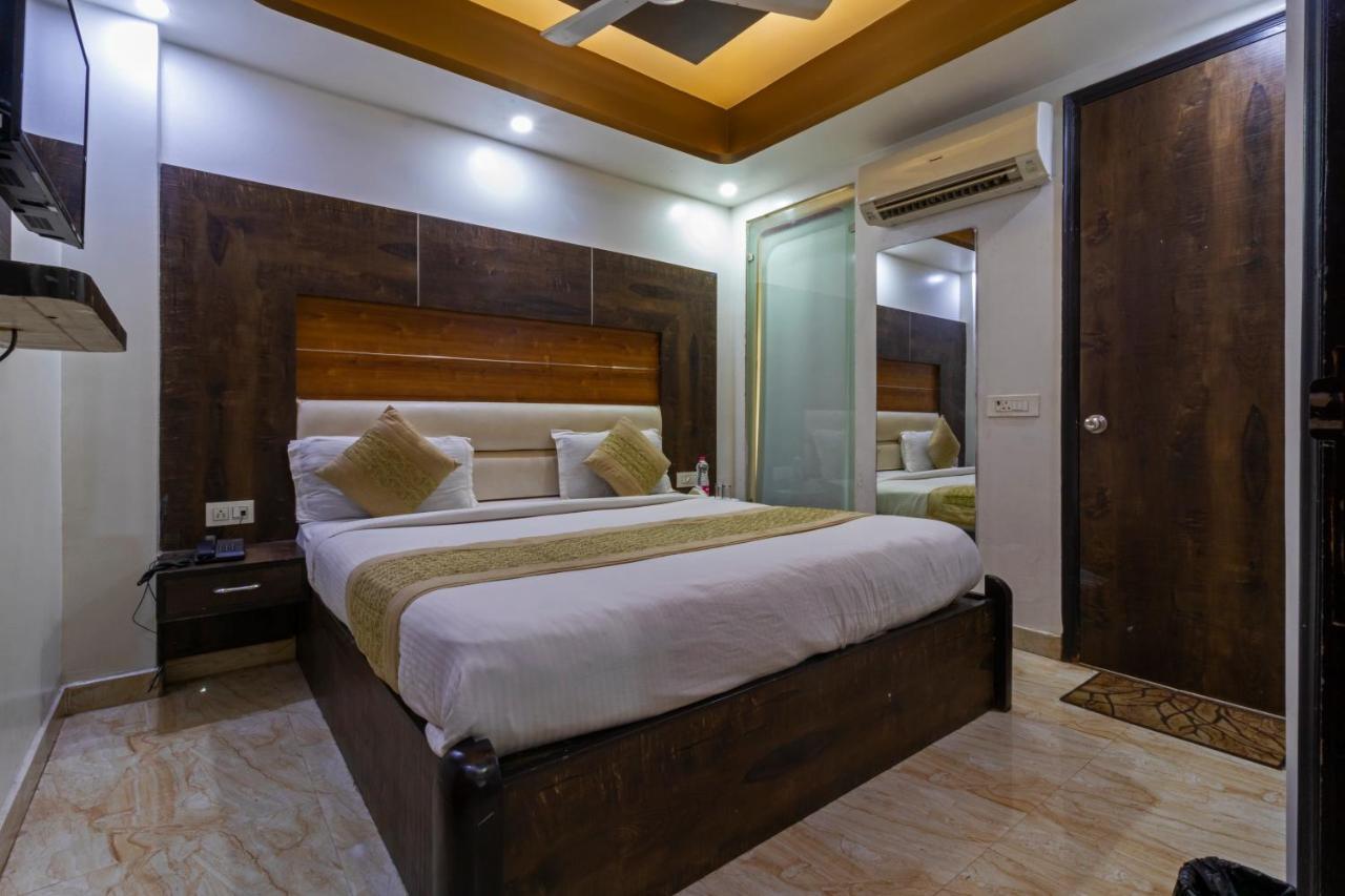 Hotel The Amour Dx Near Igi Airport Delhi 뉴델리 외부 사진