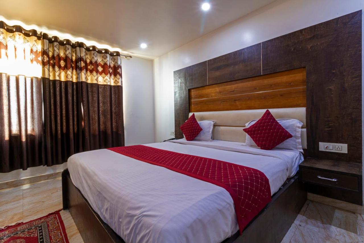 Hotel The Amour Dx Near Igi Airport Delhi 뉴델리 외부 사진