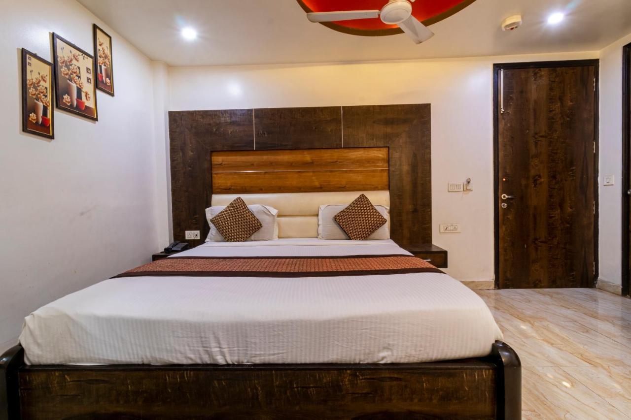 Hotel The Amour Dx Near Igi Airport Delhi 뉴델리 외부 사진